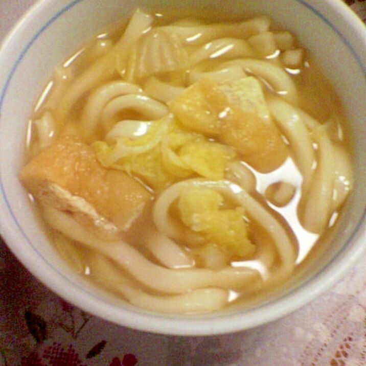 白菜と油揚げ入り煮込みうどん レシピ 作り方 By ムーミンママ24 楽天レシピ